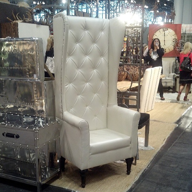 Throne by Camilla House Throne by Camilla House